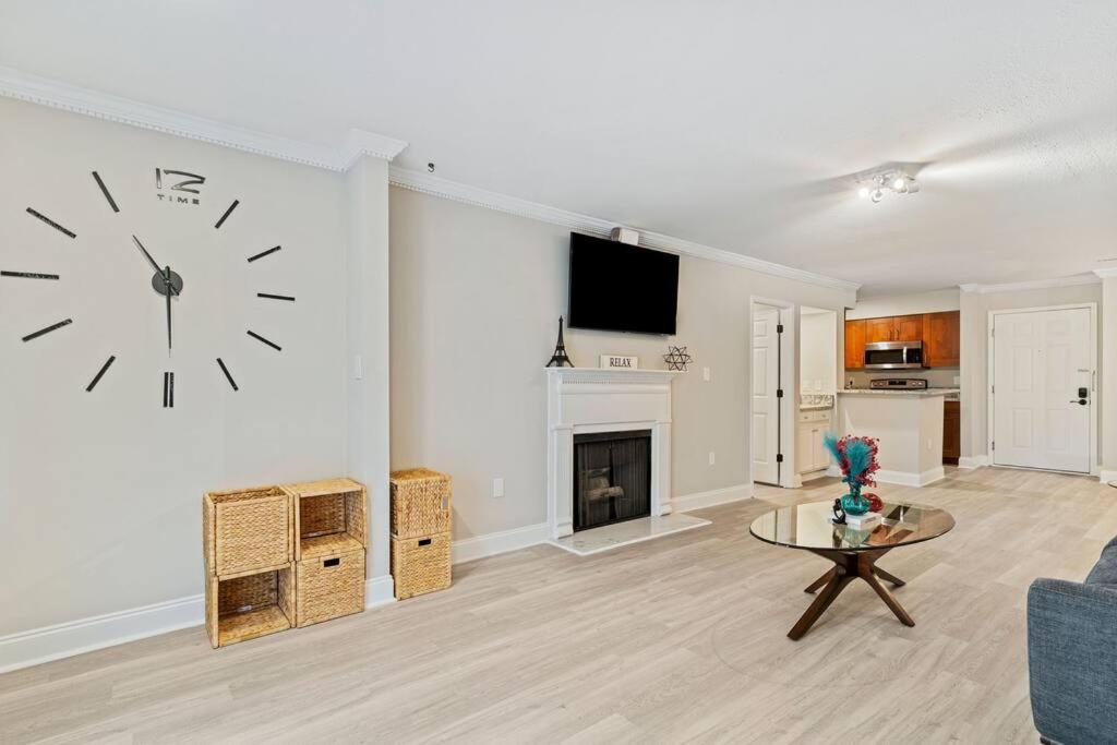 M1 - Private And Serene 1Bdr 1Ba Ensuite Shared Room Atlanta Bagian luar foto
